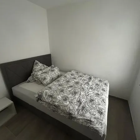 Grenz-apartment An Der Aach 公寓 *